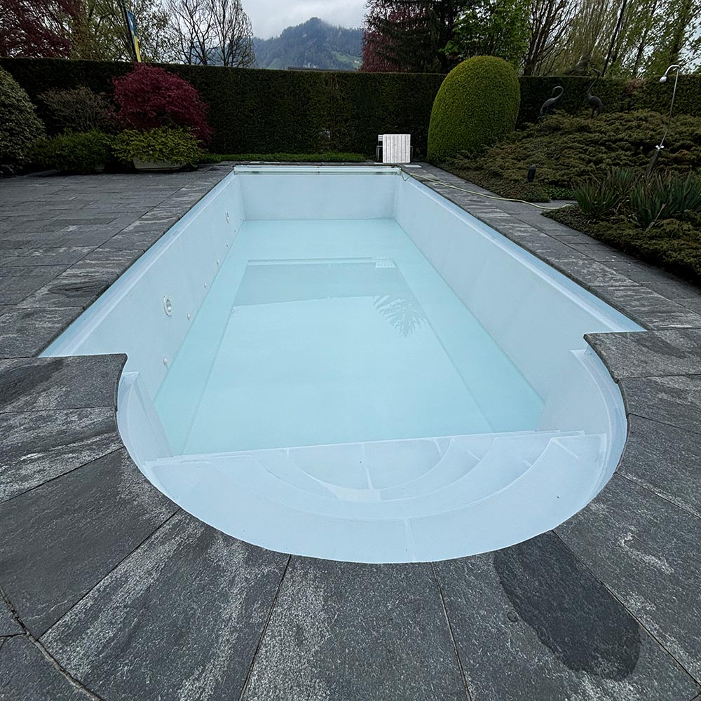 Poolreinigung nachher