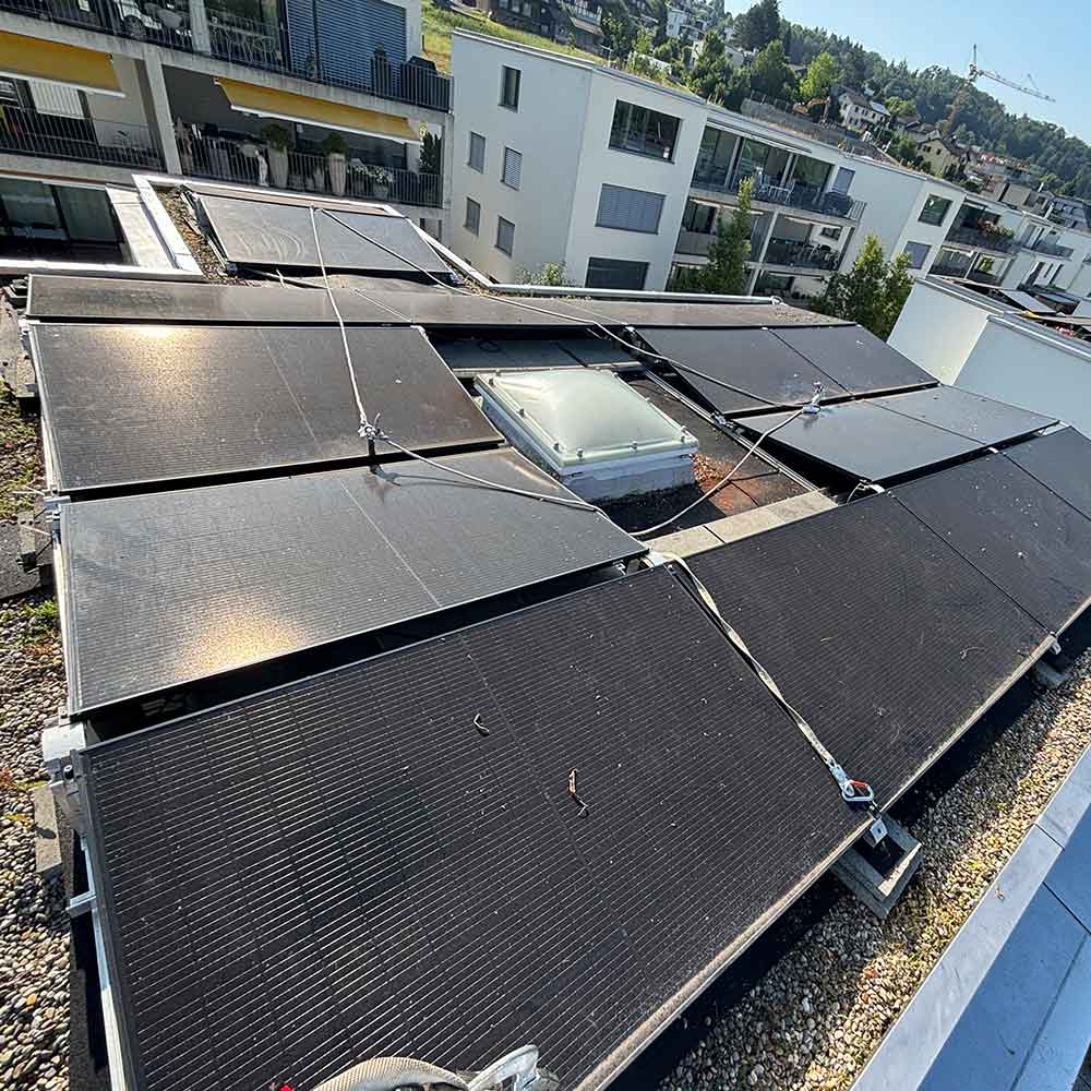 Immotech-Service: Solarzellen reinigen nachher